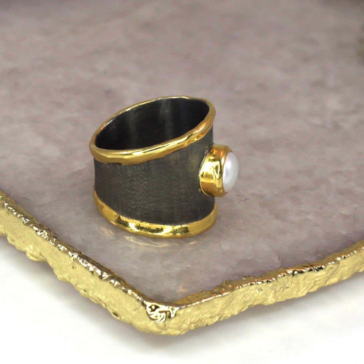 Eclyps Fine Silver and 24 Karat Gold Two-Tone Pearl Ring Black Ruthenium