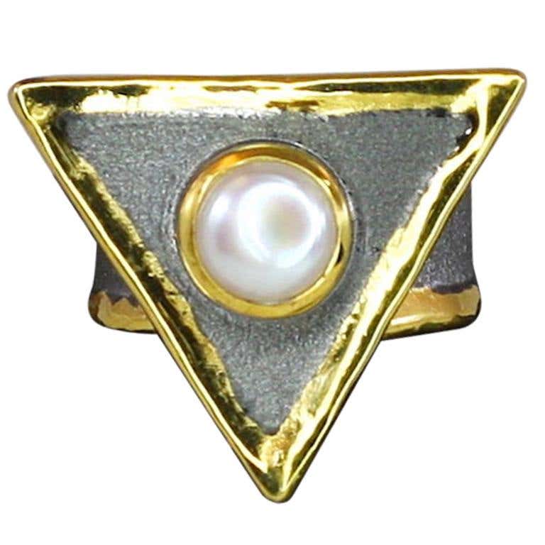 Eclyps Pearl Ring in Fine Silver with Black Ruthenium and 24 Karat Gold