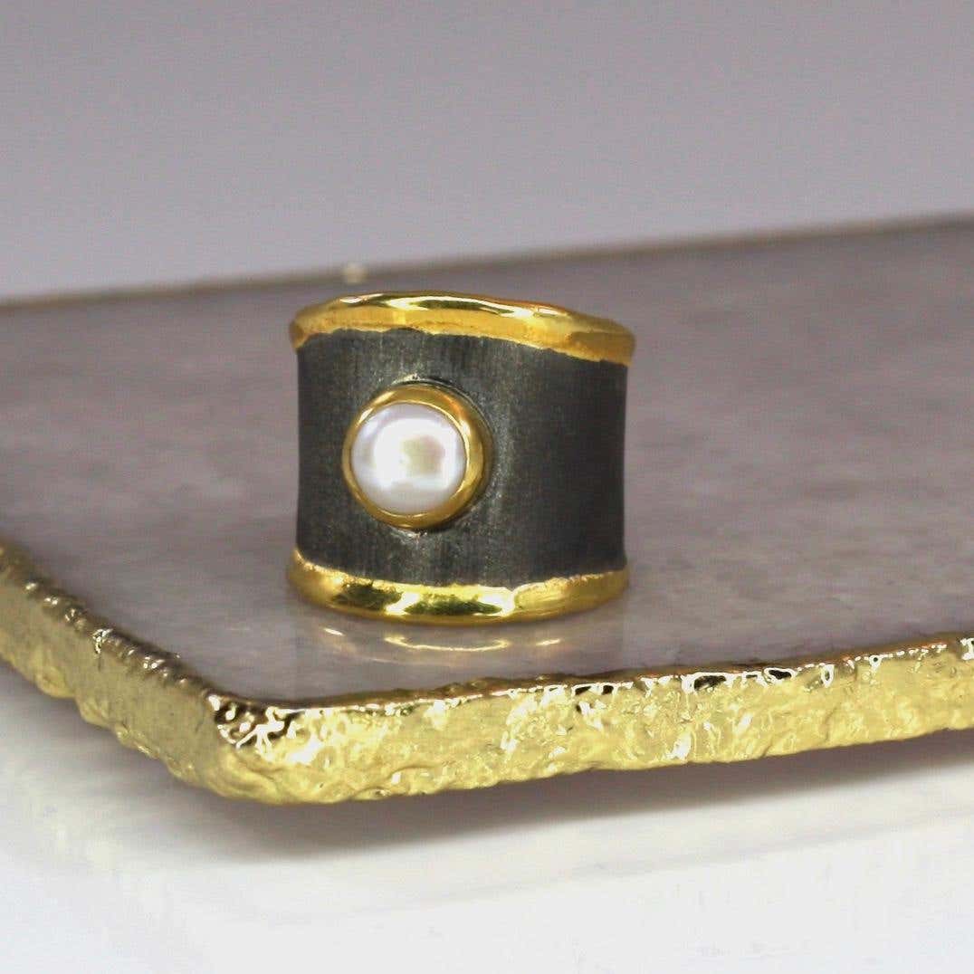 Eclyps Fine Silver and 24 Karat Gold Two-Tone Pearl Ring Black Ruthenium