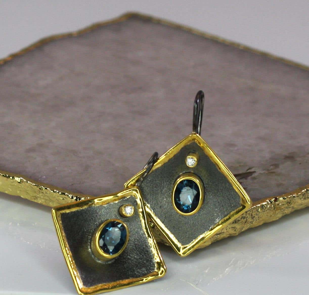 Eclyps Topaz Earrings in Fine Silver Finished with Ruthenium and Gold