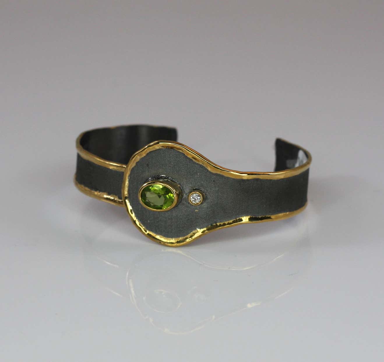 Eclyps Peridot and Diamond Silver Bracelet with Ruthenium and Pure Gold