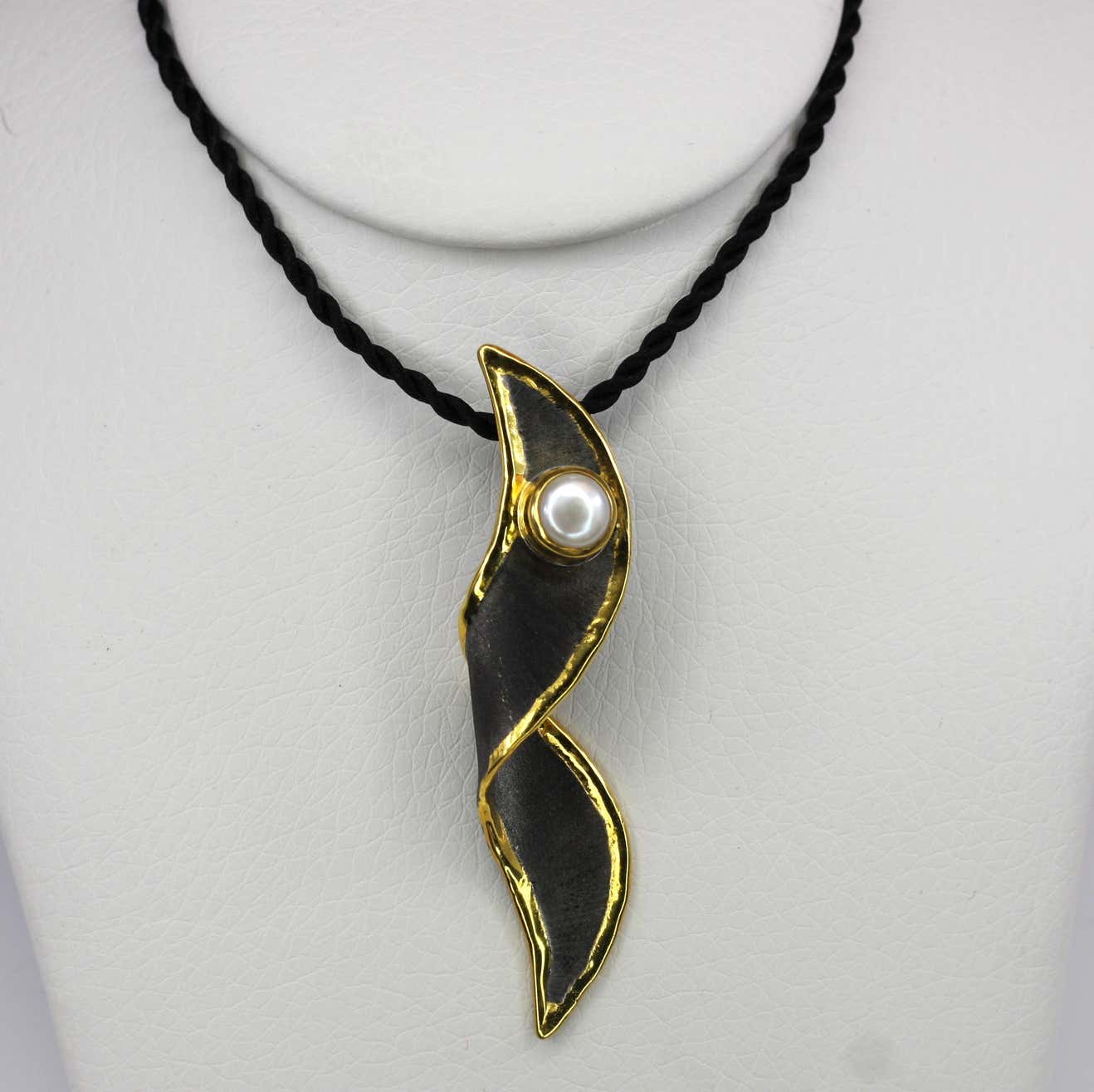 Eclyps Fine Silver Pearl Pendant Finished with Black Ruthenium and Gold