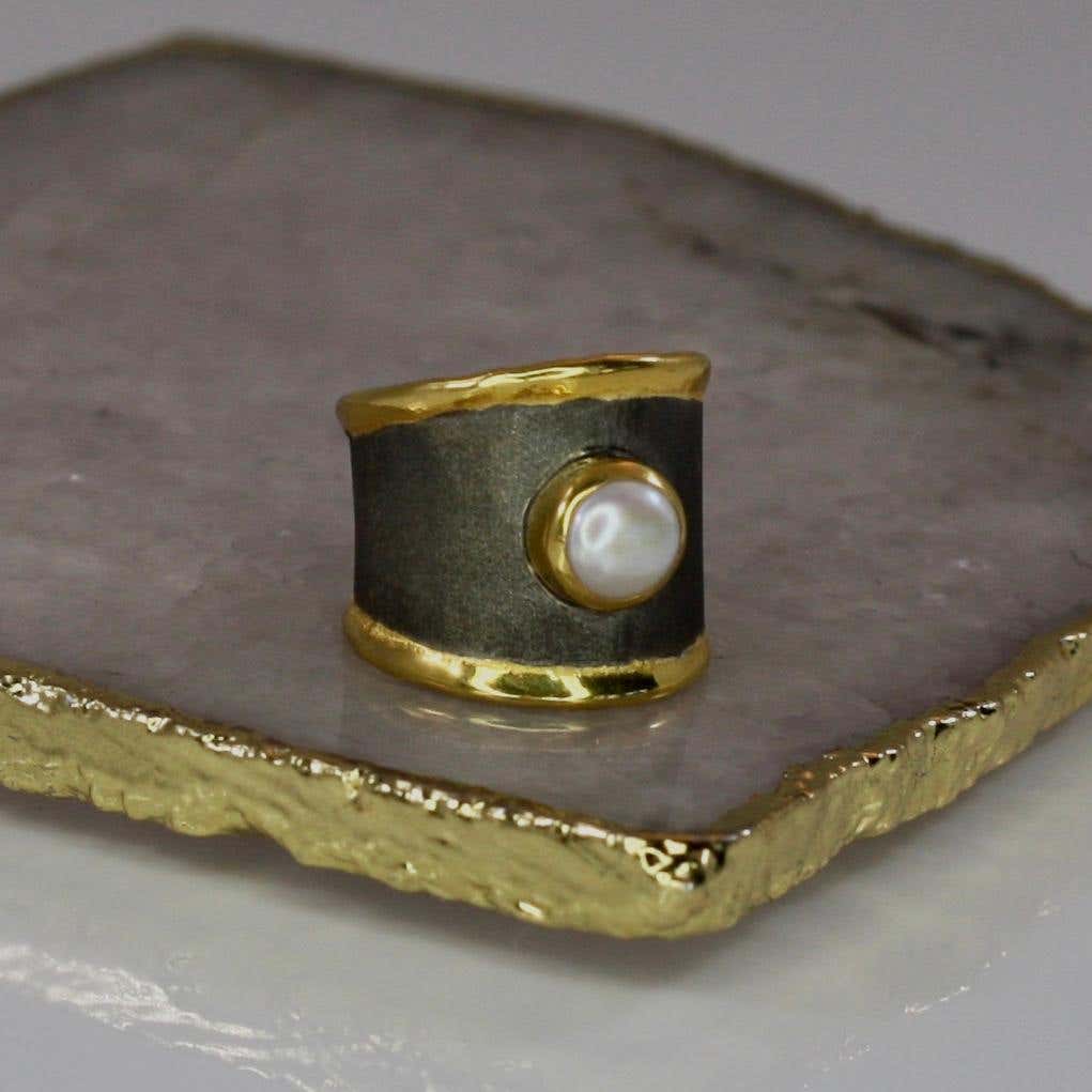 Eclyps Fine Silver and 24 Karat Gold Two-Tone Pearl Ring Black Ruthenium