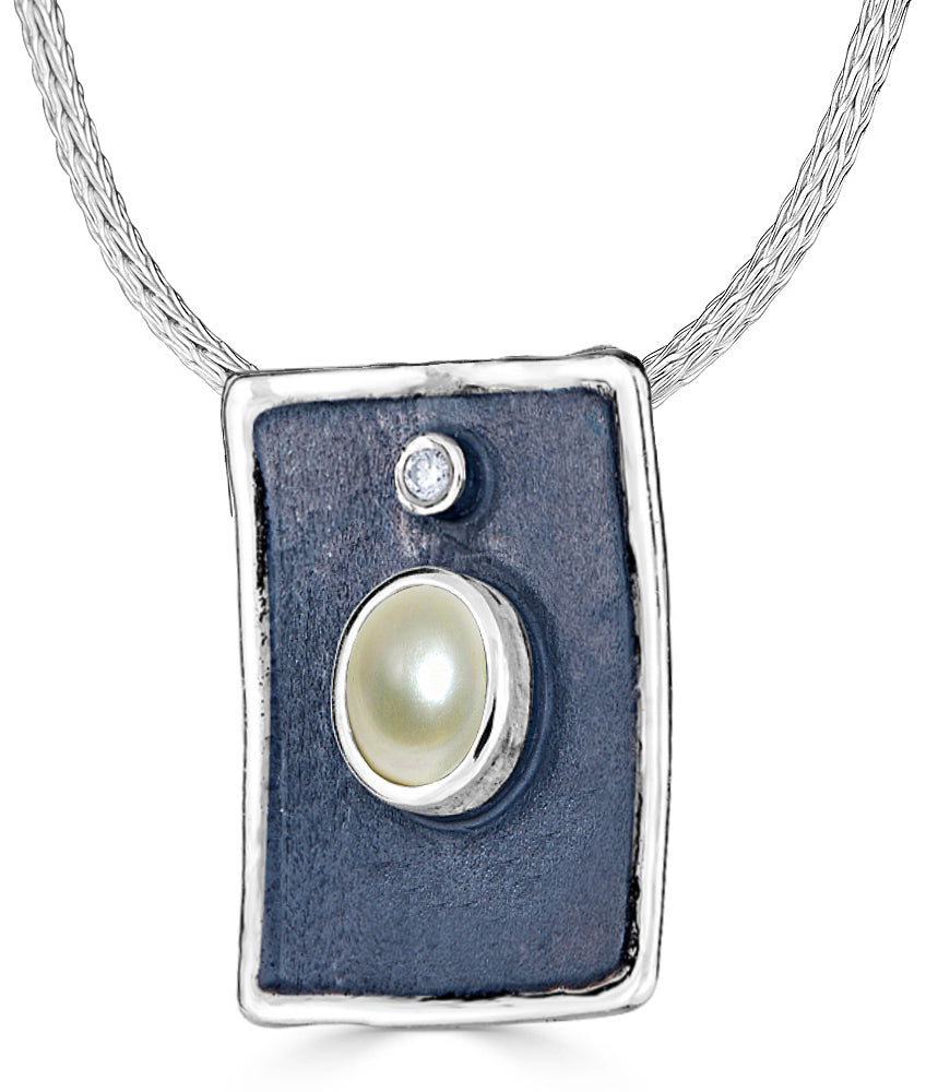 HEPHESTOS Diamond Pendant Style 33