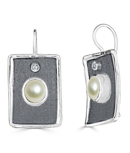 HEPHESTOS Diamond Earrings Style 23